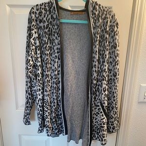 Grey leopard hooded cardigan